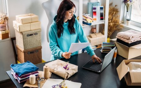 How to Build a Recession-Proof Business: Strategies for Thriving in Tough Times